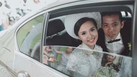 Bà xã "trâm anh thế phiệt" của cầu thủ Văn Quyết: "Tuổi băm" nhan sắc "lên hương" chỉ nhờ một kiểu tóc