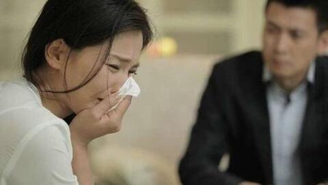 Định chia tay người yêu nhưng khi đến nhà anh ấy chơi, tôi đã thay đổi thái độ khi nhìn thấy đứa nhỏ nằm liệt giường