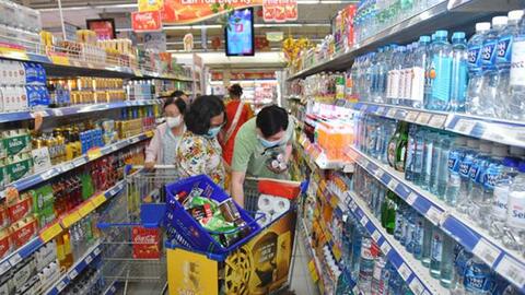 Sức mua bánh mứt, trái cây tăng mạnh