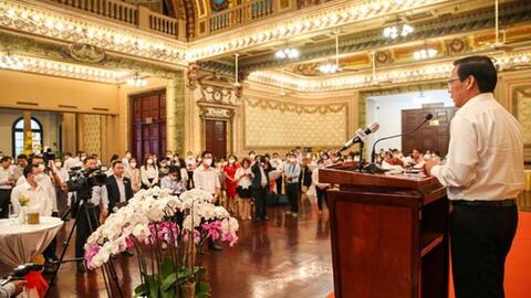Chung tay vì TP HCM phát triển