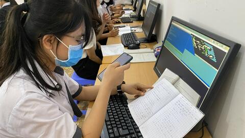 Dạy học trực tiếp: Ưu tiên phòng dịch - bảo đảm chất lượng