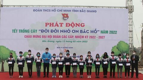 Tuổi trẻ Bắc Giang phát động "Tết trồng cây", tặng quà cho học sinh vượt khó