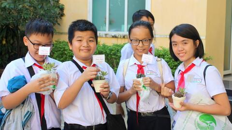 Xưng hô trong trường học: Linh hoạt theo từng cấp học