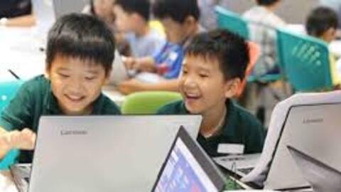Đồng hành, bảo vệ trẻ em trên không gian mạng