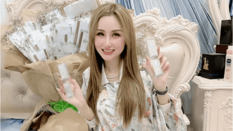 Lộ hình ảnh cô gái may mắn được tặng bó hoa 99 viên kim cương dịp 8/3