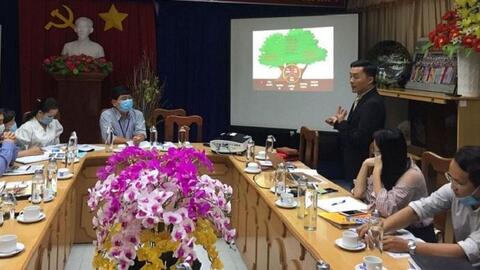 Khắc phục khó khăn tập trung hoàn thành tài liệu Giáo dục địa phương
