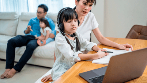 Dạy và học trực tuyến - bồi đắp tính tự giác chủ động cho con trẻ