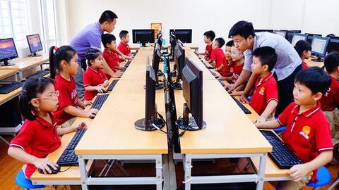 Hướng dẫn tổ chức dạy học Tiếng Anh, Tin học bắt buộc lớp 3 năm học 2022- 2023