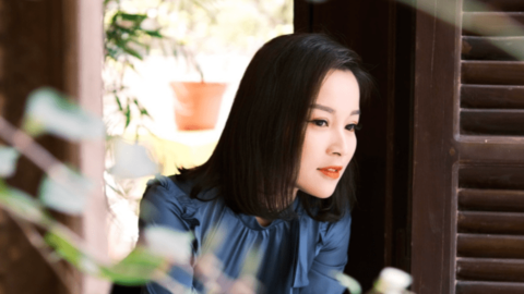 Hình ảnh ngoài đời khác hẳn trên phim của Minh Hương "Vàng Anh"