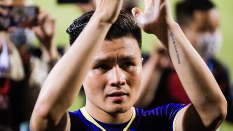 Quang Hải nghẹn ngào nói chia tay Hà Nội FC