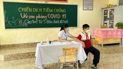 Chính phủ ra Nghị quyết về vắc-xin Covid-19 cho trẻ em từ 5 đến dưới 12 tuổi