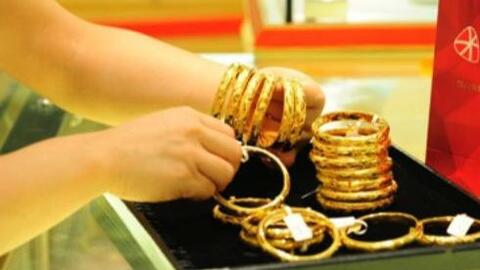 Giá vàng hôm nay phục hồi mạnh mẽ sau cú sụt mạnh
