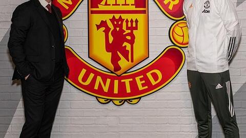 Erik ten Hag nhận lương khủng, xới tung dàn trợ lý Man United