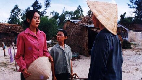 Xem lại “Đời cát”, “Cánh đồng hoang”… tại tuần phim