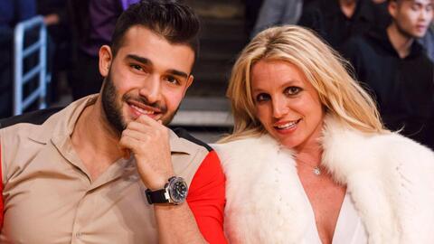 Britney Spears ấn định ngày cưới với tình trẻ?