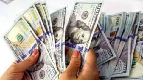 Đồng USD tăng giá tác động thế nào đến nợ công?