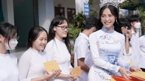 Nông Thúy Hằng giờ làm gì sau khi đăng quang Hoa hậu các Dân tộc Việt Nam?