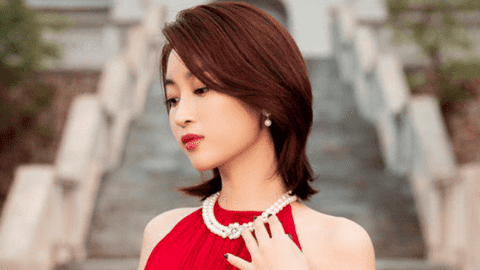 Đỗ Mỹ Linh gây sốt với đồng hồ gần 7 tỷ đồng, trước đó Hoa hậu có cả bộ sưu tập hàng hiệu