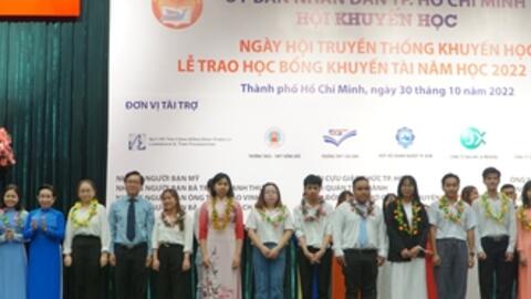 23 sinh viên nhận hơn 620 triệu đồng học bổng khuyến tài