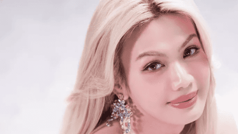 Luna Đào lột xác, đẹp như búp bê barbie