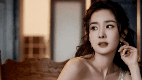 Vận đen của Dương Mịch: Bị tố mắc bệnh ngôi sao, nghi vấn lừa đảo