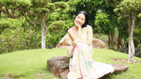 Diva Mỹ Linh: Vóc dáng tuổi U50 chuẩn "đồng hồ cát" nhờ thói quen "khó nhịn" trong nhiều năm