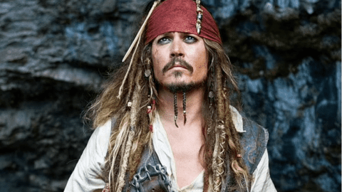 Johnny Depp từ chối làm “cướp biển” vì giận hãng Disney