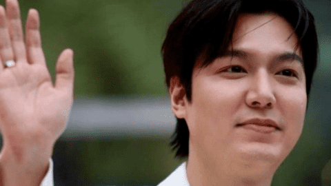 Mỹ nam Lee Min-ho gây sốc với ngoại hình lạ