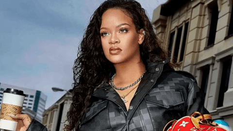 Rihanna bí mật hạ sinh con thứ hai