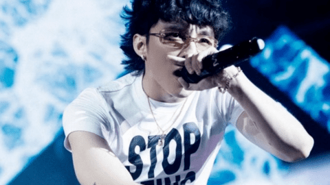 Sơn Tùng M-TP lại gây tranh cãi