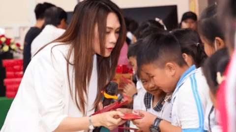 Mỹ Tâm tiết lộ "có chồng rồi"