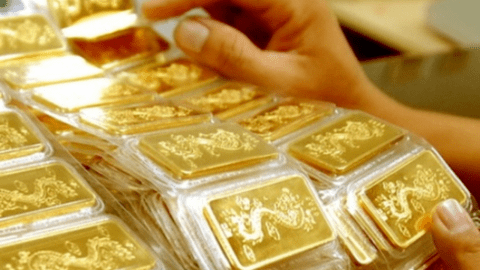 Giá vàng hôm nay 1/11: Vàng nhẫn, SJC sắp lập đỉnh mới?