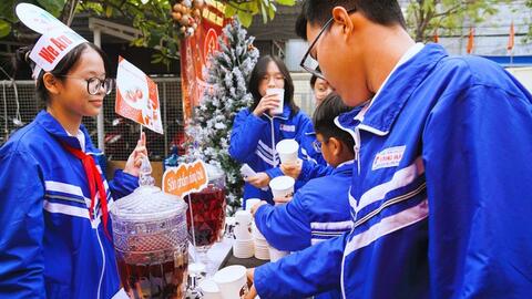 Học sinh hào hứng vận dụng kiến thức Toán được học vào kinh doanh