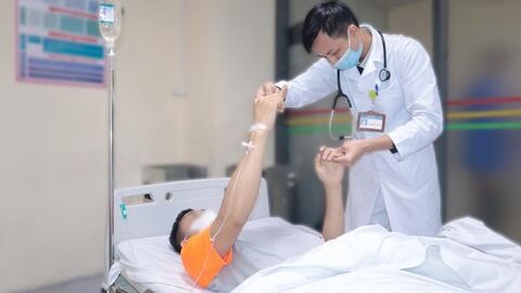 Đột quỵ khi đang chơi thể thao