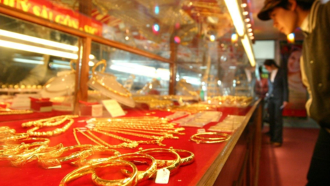 <a href="/tin-kinh-te" title="Tin kinh tế" rel="dofollow">Tin kinh tế</a>