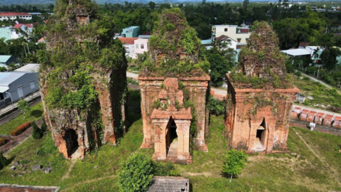 <a href="/van-hoa" title="Văn hóa" rel="dofollow">Văn hóa</a>