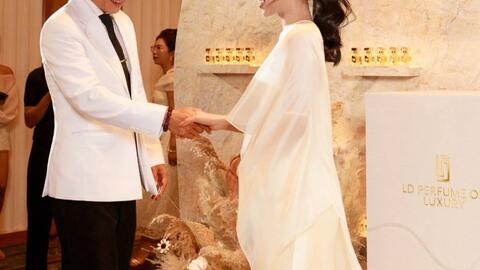 Rộ tin 2 diễn viên phim "Mưa đỏ" hẹn hò