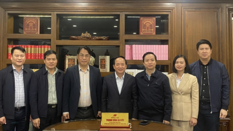 <a href="/van-hoa" title="Văn hóa" rel="dofollow">Văn hóa</a>