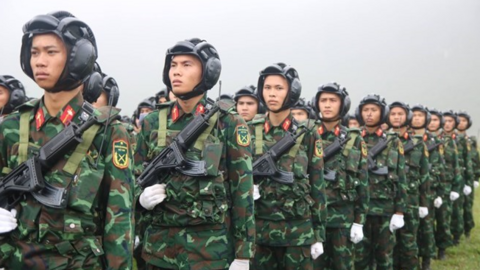 <a href="/van-hoa" title="Văn hóa" rel="dofollow">Văn hóa</a>