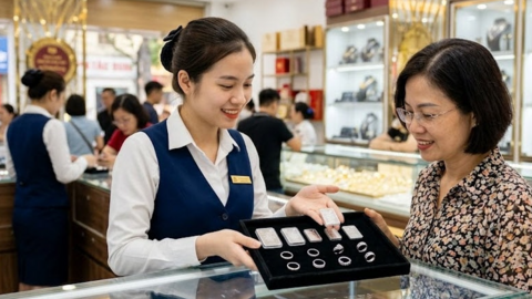 <a href="/tin-kinh-te" title="Tin kinh tế" rel="dofollow">Tin kinh tế</a>