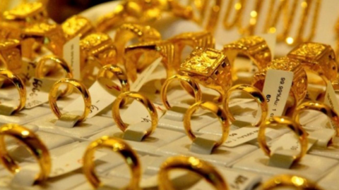 <a href="/tin-kinh-te" title="Tin kinh tế" rel="dofollow">Tin kinh tế</a>