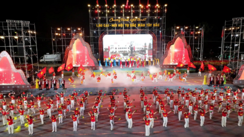 <a href="/van-hoa" title="Văn hóa" rel="dofollow">Văn hóa</a>