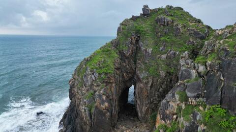Hang Én - Điểm đến hoang sơ dành cho tín đồ mê xê dịch ở Quảng Ngãi