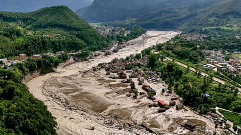 Lũ quét ở Nepal và Trung Quốc: Xuất hiện hai hồ nước khổng lồ, nguy cơ tiếp tục gây thảm họa