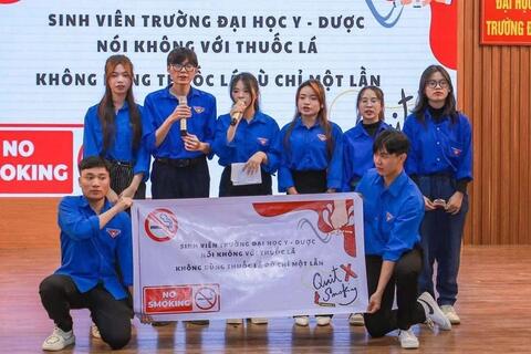 Xây dựng trường học không khói thuốc: Để người học được phát triển toàn diện
