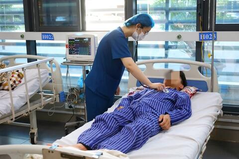 4 người ngộ độc sau khi ăn nấm
