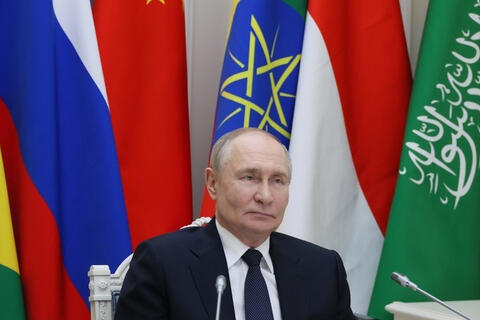 Tổng thống Putin: BRICS vượt trội hơn G7