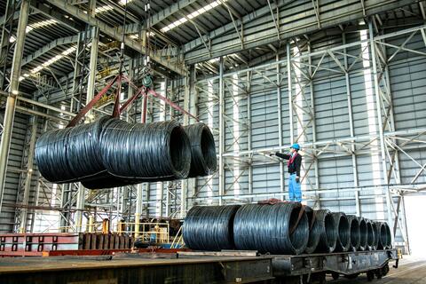 Ngành thép phân hóa mạnh, nhà đầu tư nên chọn cổ phiếu nào?