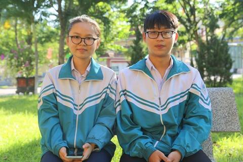 Hai thủ khoa ở Quảng Trị học cùng lớp, cùng đạt 29,25 điểm khối A00