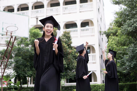 Gần 250.000 du học sinh Việt Nam đi học nước ngoài